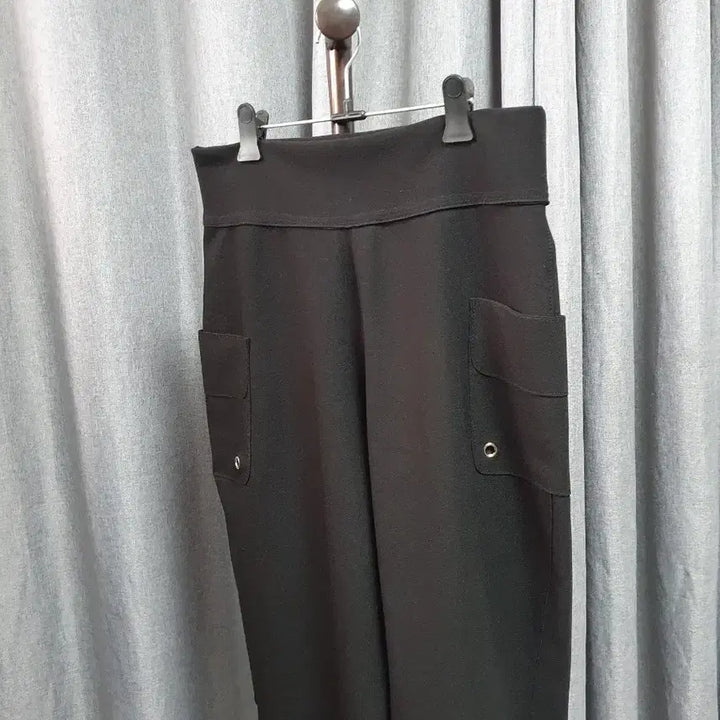 [SOLD OUT] 66이상봉 스판 블랙팬츠
