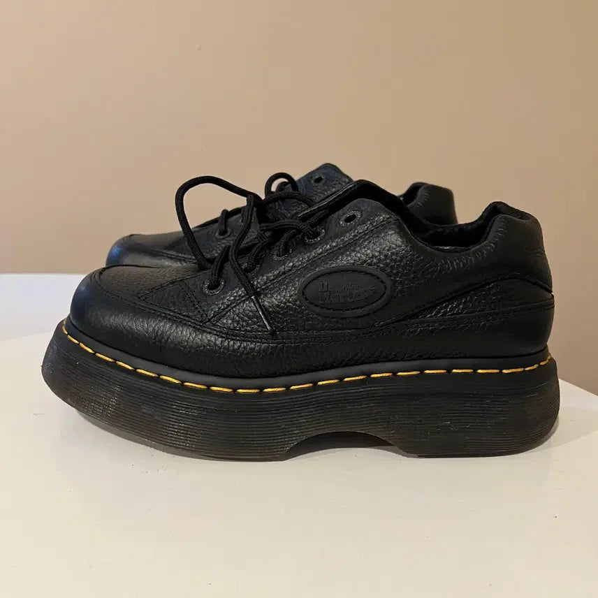 [BUNJANG] Dr. Martens Buzz 5-Eye Black Milled Napa Leather Shoes / 닥터마틴 버즈-5 아이 블랙 밀드 나피 레더 슈즈 (00673)
