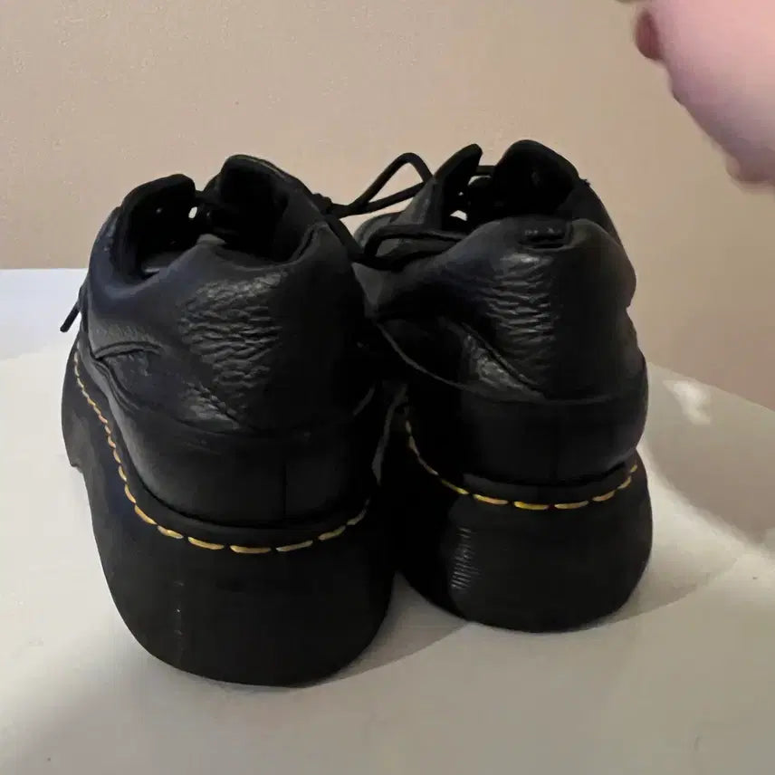 [BUNJANG] Dr. Martens Buzz 5-Eye Black Milled Napa Leather Shoes / 닥터마틴 버즈-5 아이 블랙 밀드 나피 레더 슈즈 (00673)