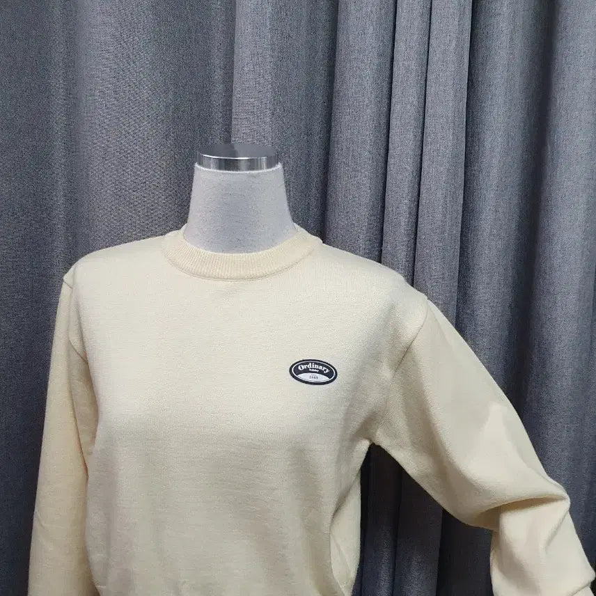 [BUNJANG] Ordinary Holiday Cream Knit Sweater / 오디너리홀리데이 크림 니트