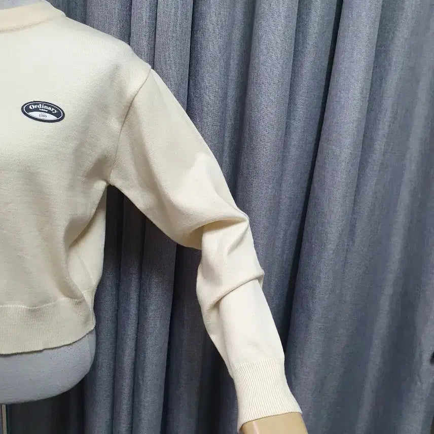 [BUNJANG] Ordinary Holiday Cream Knit Sweater / 오디너리홀리데이 크림 니트