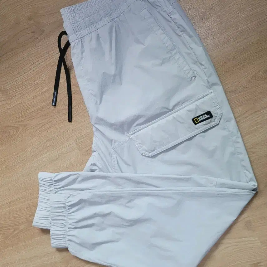 [SOLD OUT] 내셔널지오그래픽  경량 우븐 조거 팬츠  91