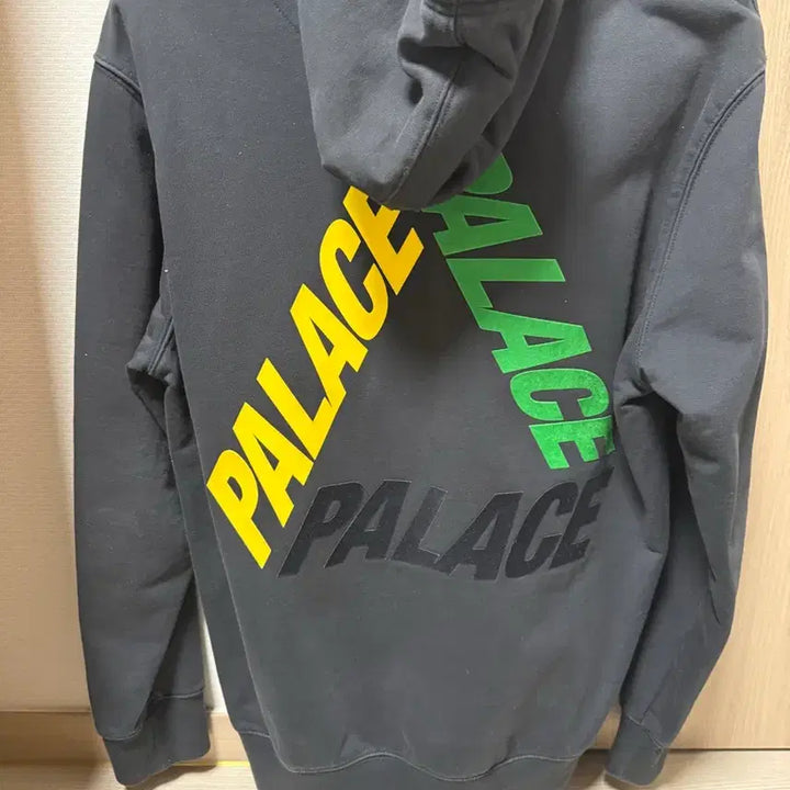 [BUNJANG] Palace Hooded Sweatshirt Black / [L] 팔라스 후드 블랙