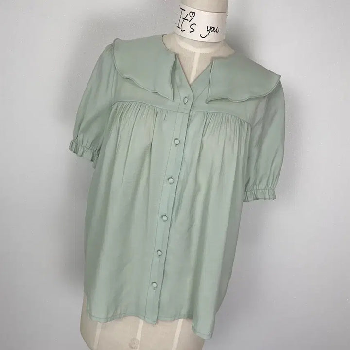 [BUNJANG] Ablie Zigzag Big Collar Ruffle Summer Blouse / 새상품) 빅카라 프릴 콩단추 반팔 여름 블라우스 에이블리 지그재그