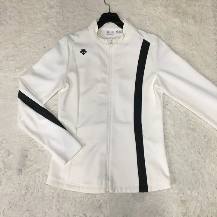 [SOLD OUT] 데상트 골프 여성 골프 집업자켓 만원샵 DD19