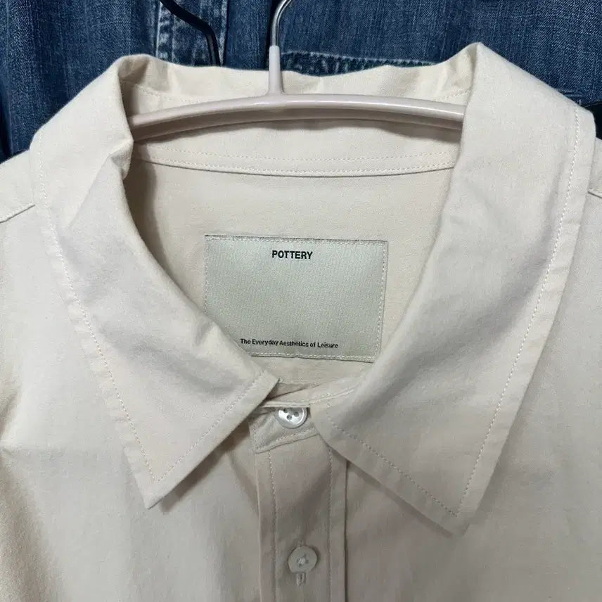 [SOLD OUT] 포터리 고밀도 코튼 컴포트 셔츠 에크루 색상 4사이즈