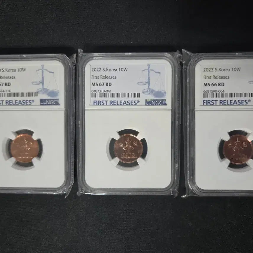 [BUNJANG] 10th Anniversary First Release Bundle Set Coins / 십주 퍼스트릴리즈 3점 일괄 분양합니다