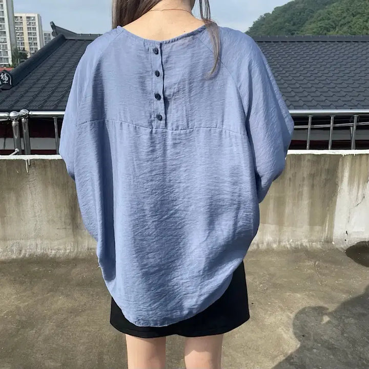 [BUNJANG] Round Neck Loose Fit Long Sleeve Blouse / 봄 라운드넥 뒷단추 루즈핏 오버핏 긴팔 블라우스 에이블리 지그재그
