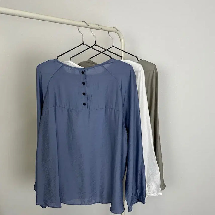 [BUNJANG] Round Neck Loose Fit Long Sleeve Blouse / 봄 라운드넥 뒷단추 루즈핏 오버핏 긴팔 블라우스 에이블리 지그재그