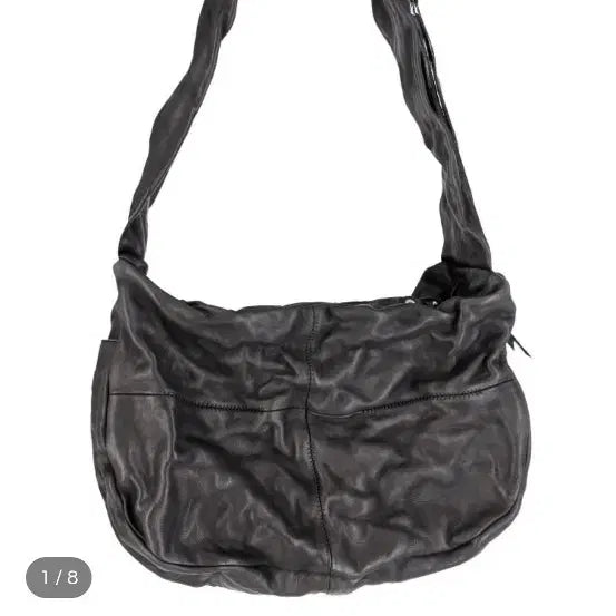 [BUNJANG] Revenio Maker LUC02 Black Leather Shoulder Bag / 레베니오메이커 LUC02 블랙 가죽 숄더백