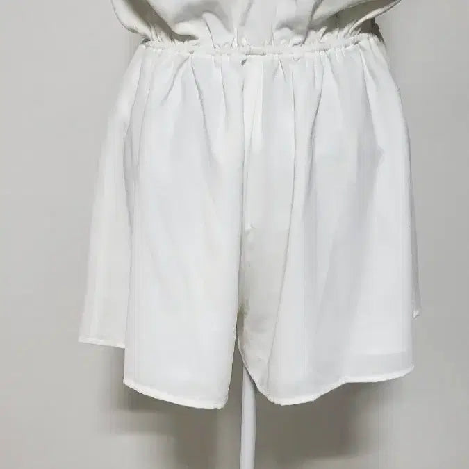 [SOLD OUT] The fifth 화이트 점프수트 롬퍼