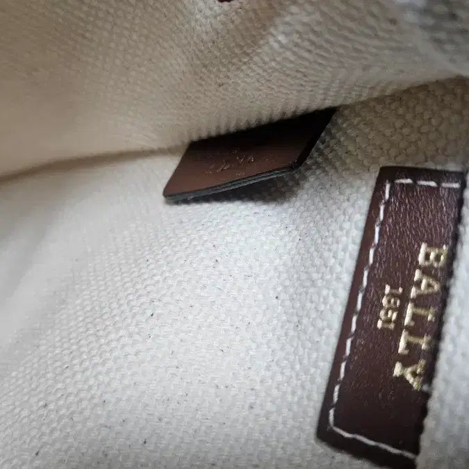 [BUNJANG] BALLY Tote Bag / 발리 BALLY 토트백 쇼퍼백 브리프케이스 가방