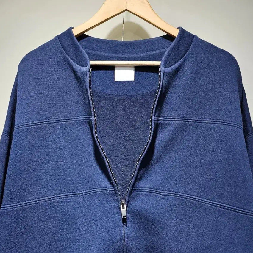 [BUNJANG] KUHO Navy Zip-Up Cardigan / 구호 남색 집업 가디건 ~66
