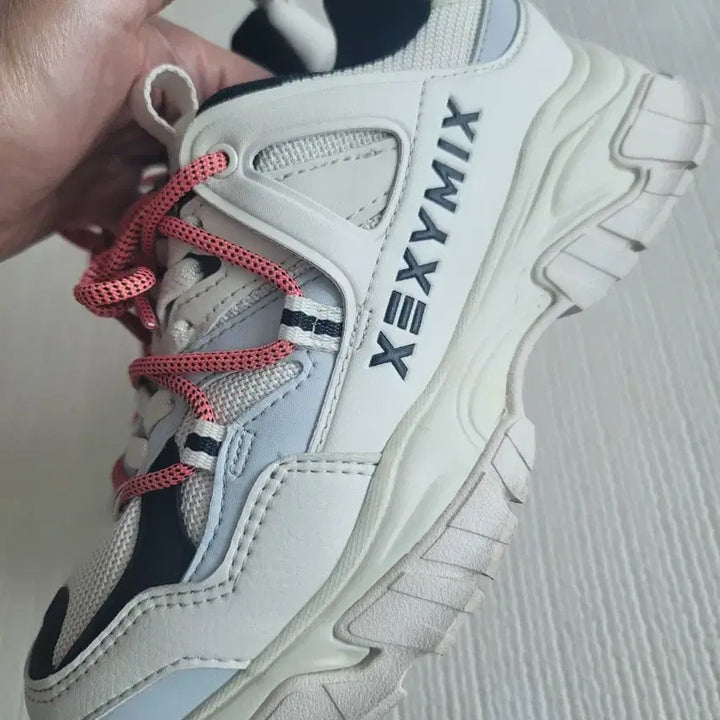 [BUNJANG] Xexymix White Ugly Sneakers / 젝시믹스 화이트 어글리 운동화
