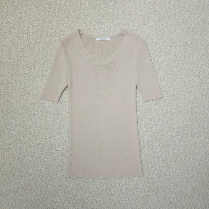 [BUNJANG] SOO&amp;JUNE V-neck Short Sleeve Knit Top / (F)SOO&amp;JUNE 여성 브이넥 반팔 니트 핑크베이지