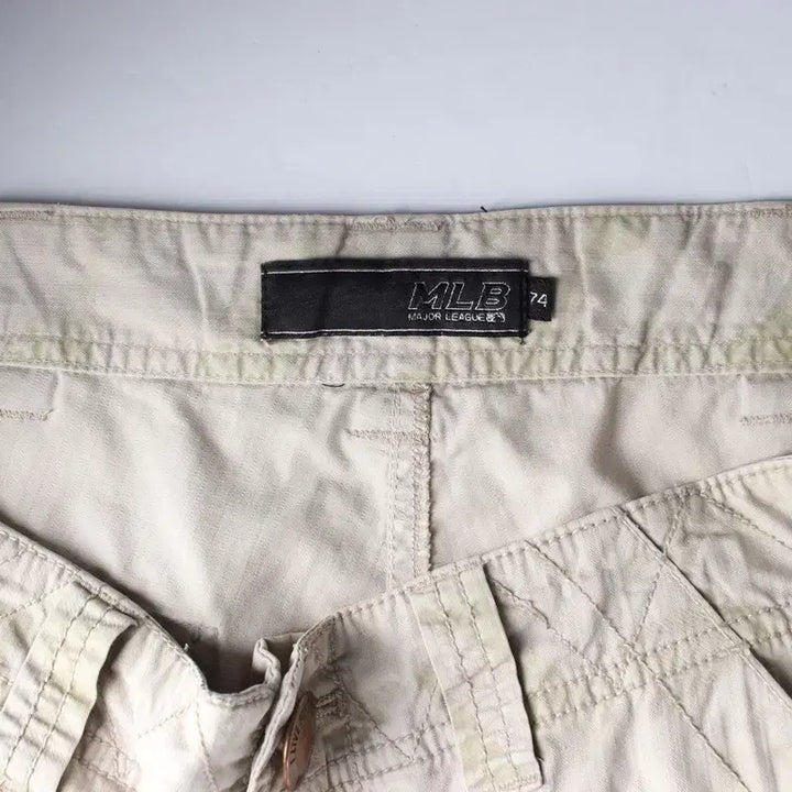 [BUNJANG] MLB Beige Outpocket Cargo Shorts 74 / MLB 베이지 아웃포켓 카고 하프 팬츠 74