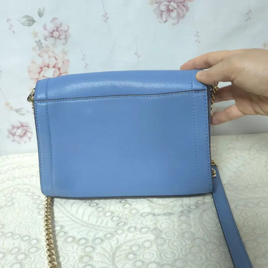 [BUNJANG] Michael Kors Kinsley Medium Flap Crossbody Bag / 마이클코어스 킨슬리 미디엄 플랩 숄더겸 크로스백