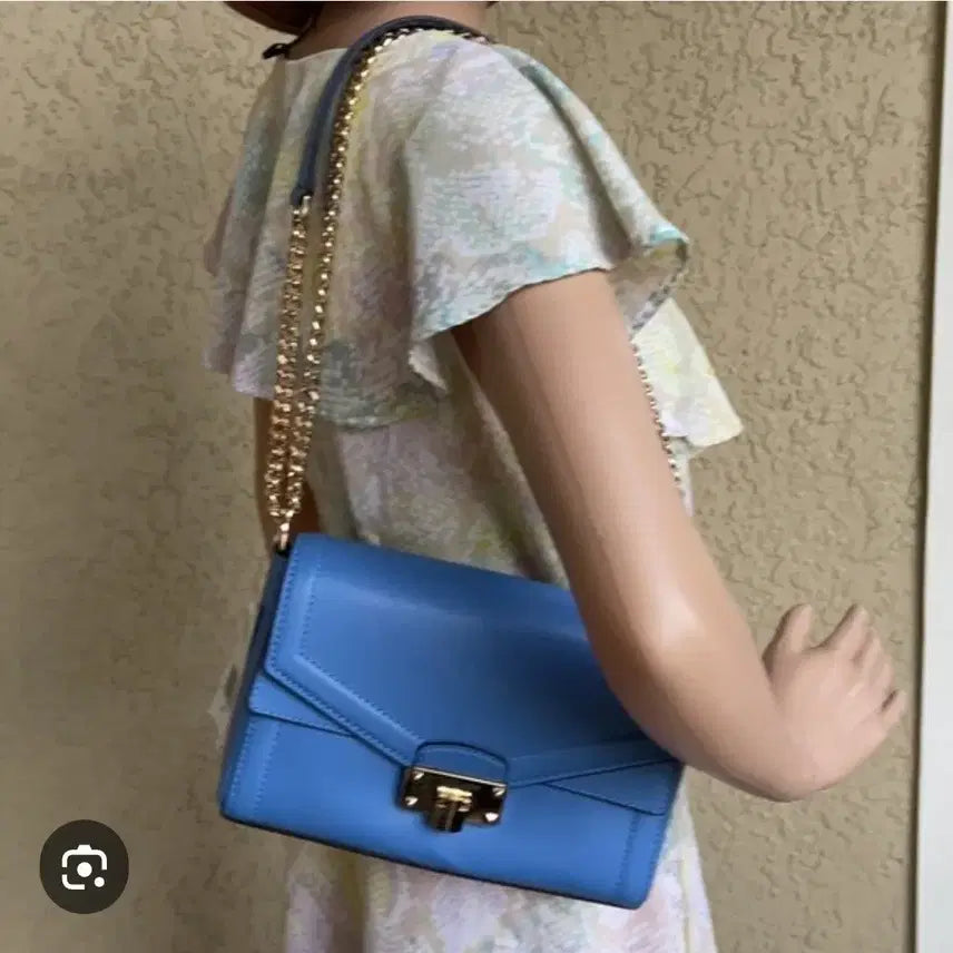 [BUNJANG] Michael Kors Kinsley Medium Flap Crossbody Bag / 마이클코어스 킨슬리 미디엄 플랩 숄더겸 크로스백