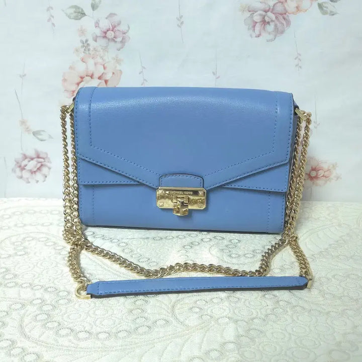 [BUNJANG] Michael Kors Kinsley Medium Flap Crossbody Bag / 마이클코어스 킨슬리 미디엄 플랩 숄더겸 크로스백