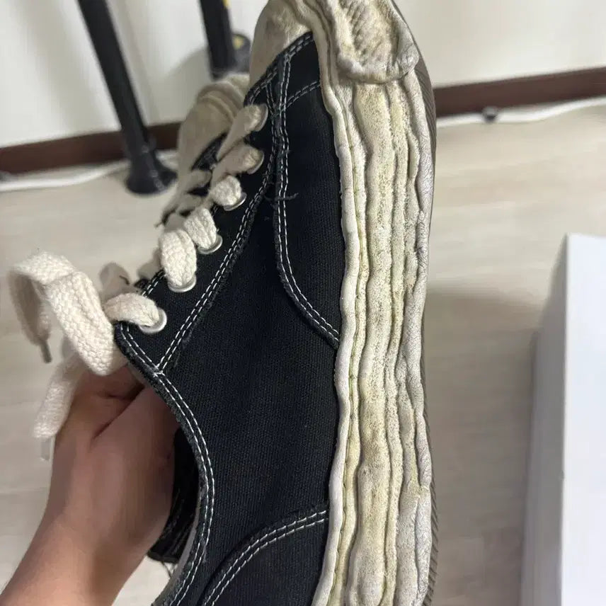 [SOLD OUT] 미하라 피터슨 블랙다잉 빈티지og