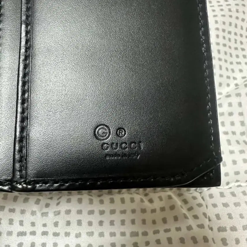 [SOLD OUT] 구찌 시그니처 시마 가죽 남성 장지갑 블랙