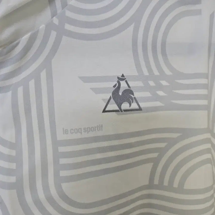 [SOLD OUT] 르꼬끄 그래픽 패턴 바람막이 조끼