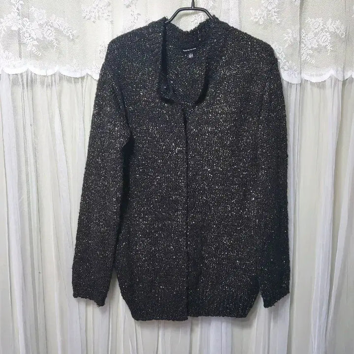 [BUNJANG] Plastic Island Black Gold Thread Sweater Cardigan / 플라스틱 아일랜드Plastic Island 블랙 금사 스웨터 가디건