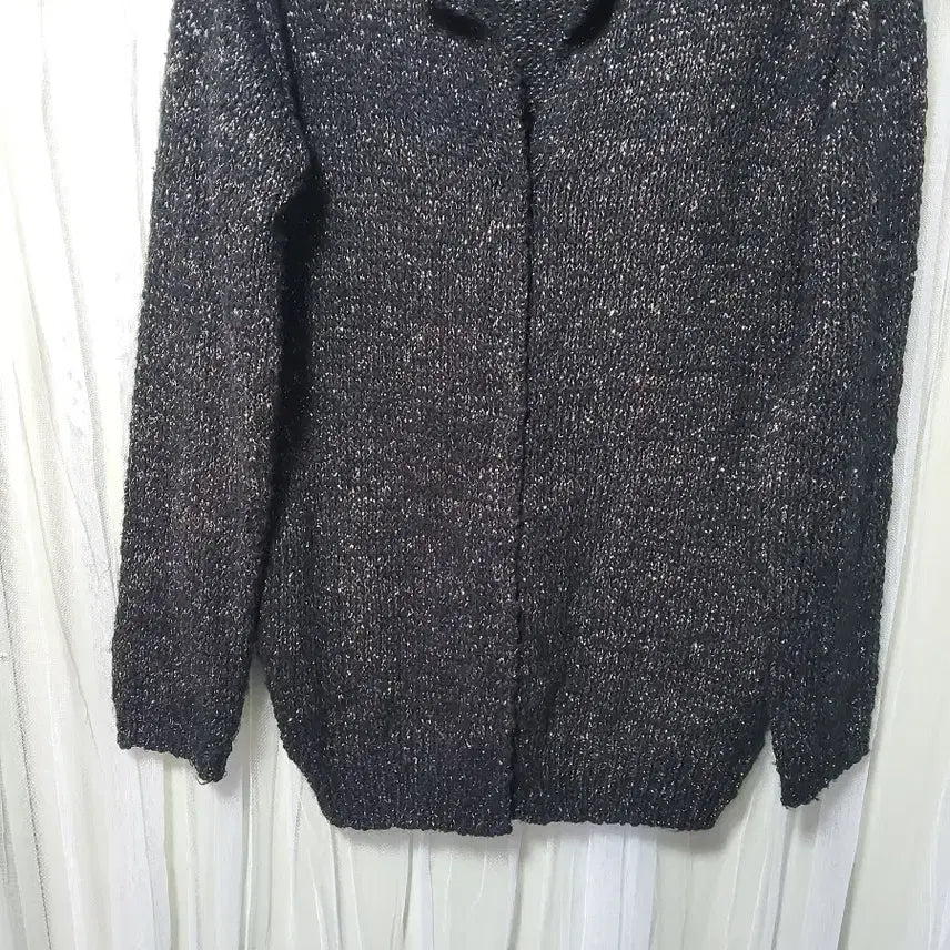 [BUNJANG] Plastic Island Black Gold Thread Sweater Cardigan / 플라스틱 아일랜드Plastic Island 블랙 금사 스웨터 가디건