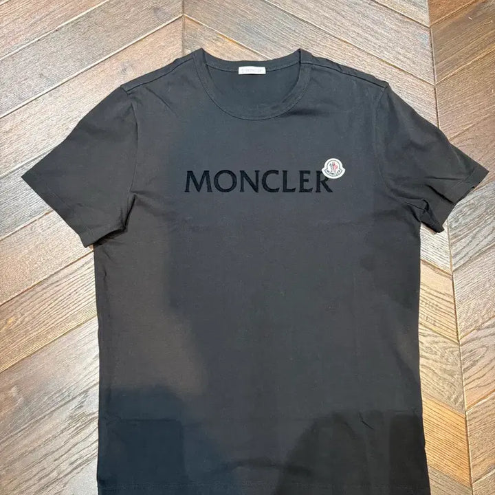 [SOLD OUT] [M] 몽클레르 남자 반팔 티셔츠 블랙