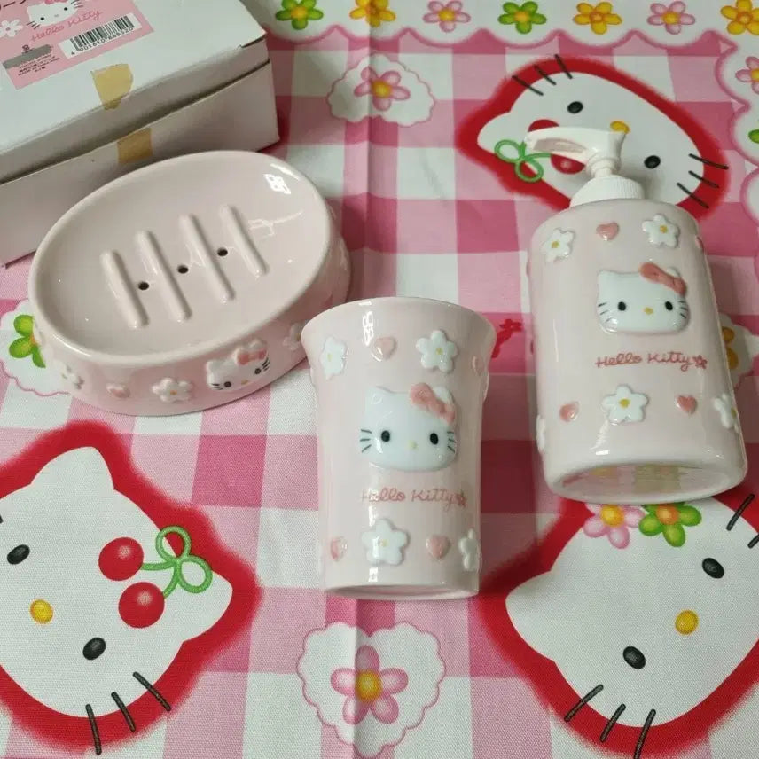 [BUNJANG] 고전 키티 꽃키티 도기 비누 케이스 트레이 세제통 보관함 컵 / 고전 키티 꽃키티 도기 비누 케이스 트레이 세제통 보관함 컵