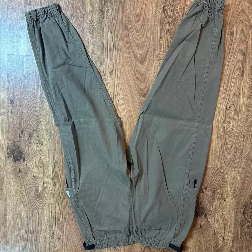 [BUNJANG] Carhartt Travis Pants Khaki M / 칼하트 트래비스 팬츠 카키 M