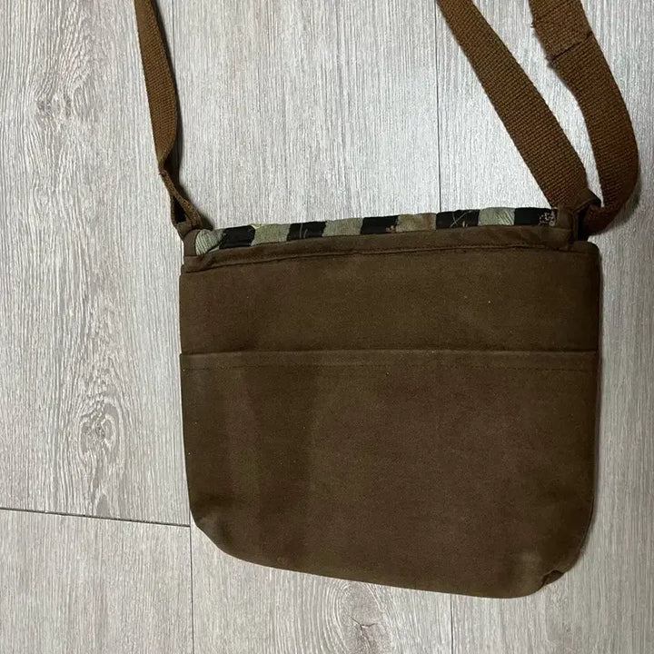 [BUNJANG] Vintage Pattern Crossbody Bag / 빈티지 패턴 크로스백