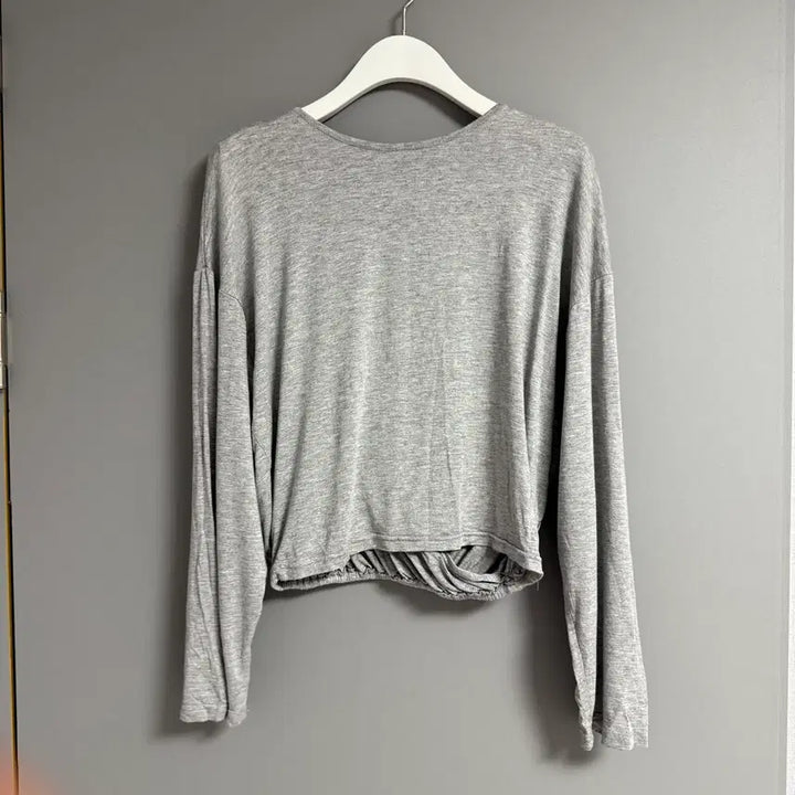 [BUNJANG] Back Twist String Backless T-shirt / 뒷꼬임 스트링 백리스 티셔츠