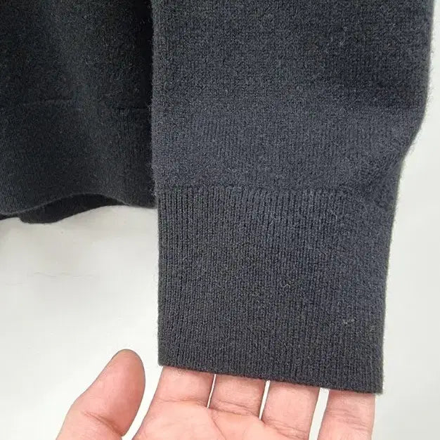 [BUNJANG] UNIQLO Cashmere 100% Sweater / UNIQLO 유니클로 (캐시미어100%)