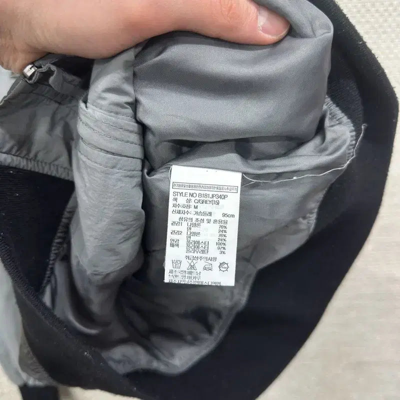 [SOLD OUT] 버커루 바람막이 M M14716