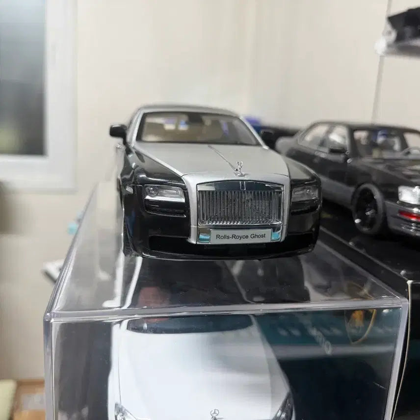 [BUNJANG] Kyosho 1:18 Ghost Custom Wheel Diecast Model Car / 교쇼 1:18 고스트