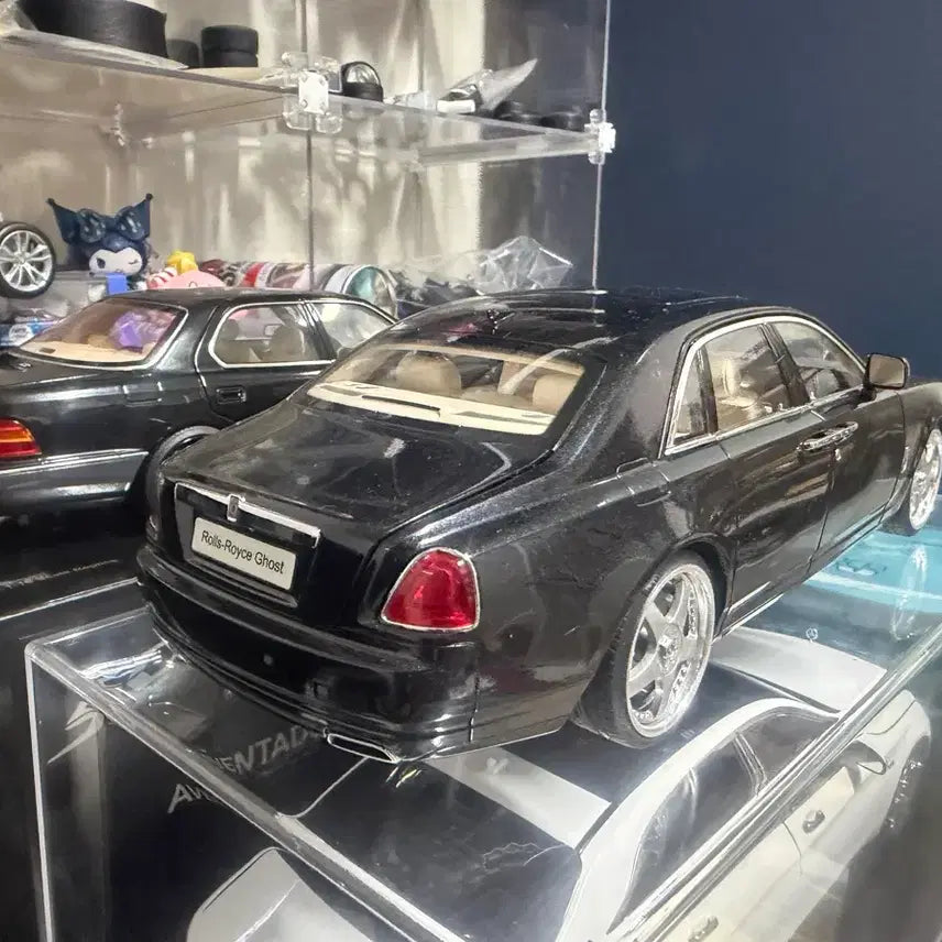 [BUNJANG] Kyosho 1:18 Ghost Custom Wheel Diecast Model Car / 교쇼 1:18 고스트