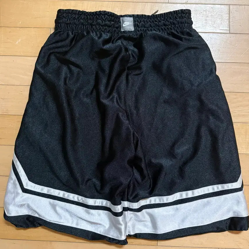 [SOLD OUT] 나이키 반바지 바스켓볼 쇼츠