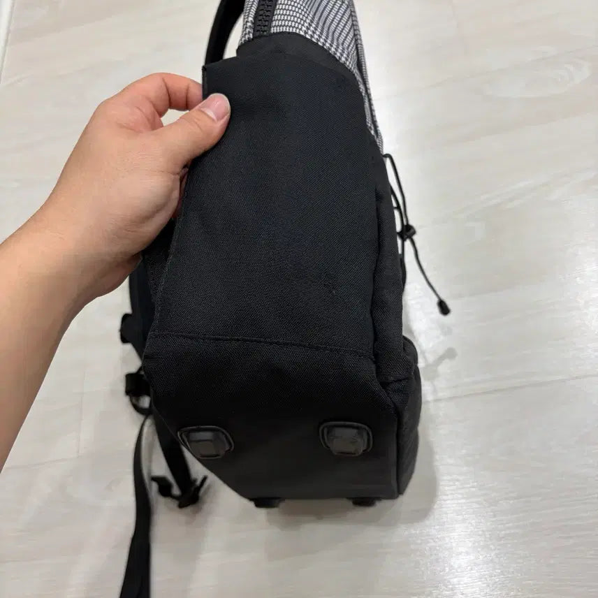 [SOLD OUT] 노스페이스 화이트라벨 그레이 체크 백팩 가방