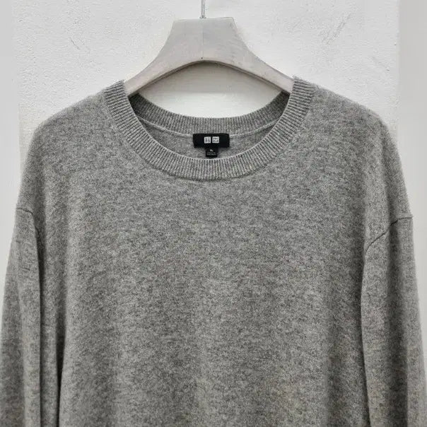 [BUNJANG] UNIQLO Cashmere 100% Sweater / UNIQLO 유니클로 (캐시미어100%)