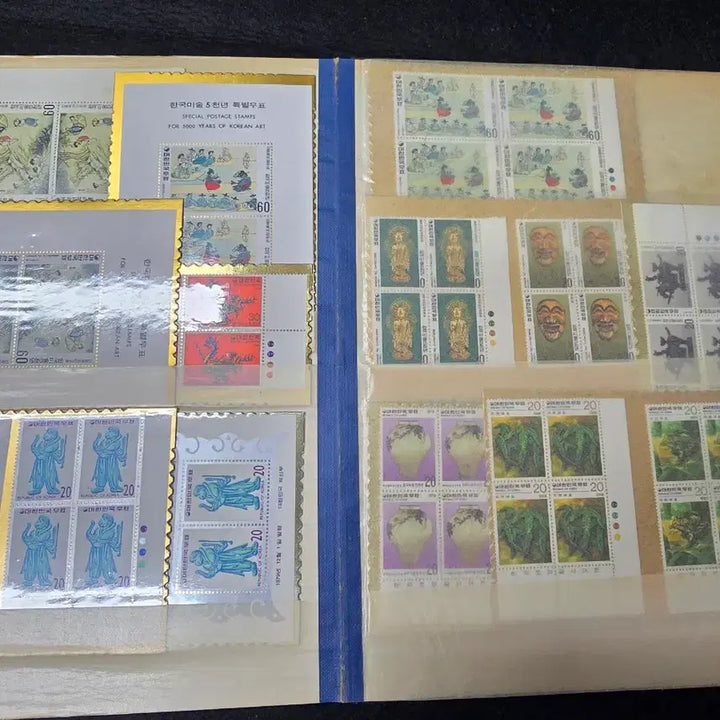 [BUNJANG] Vintage Commemorative Stamp Album / 레트로 빈티지 근대사 기념 우표 앨범