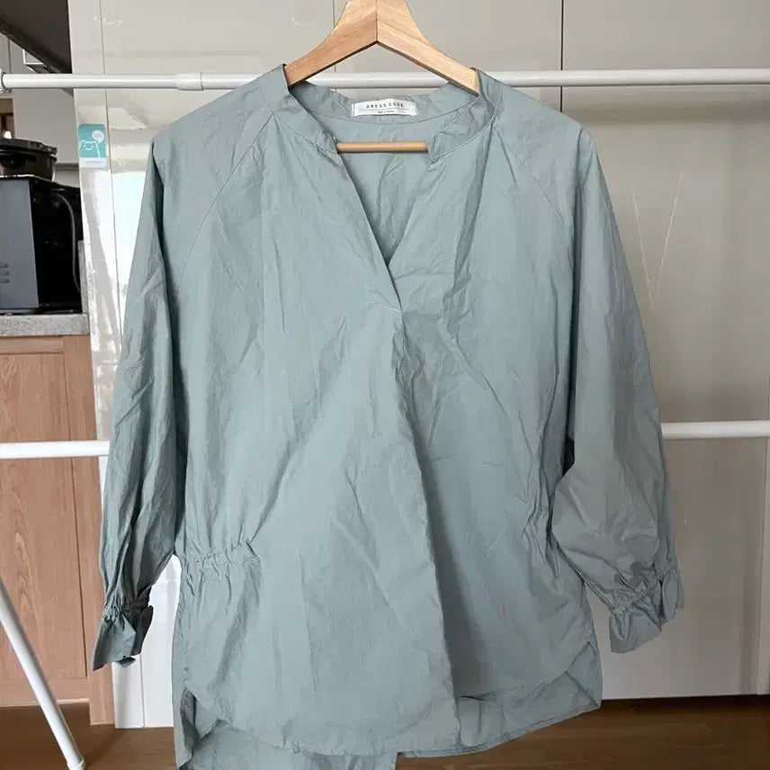 [BUNJANG] Loose Fit Balloon Blouse / 여성 루즈핏 벌룬 블라우스 free(55-88)