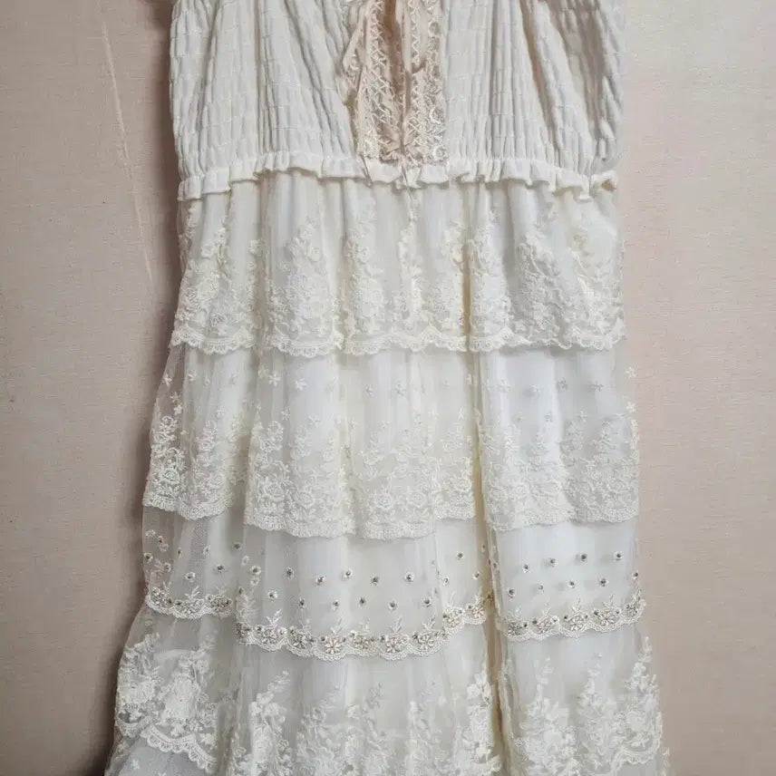 [BUNJANG] Restro Rose Lace Patch Mini Dress / 빈티지 레스트로즈 달천깔 패치원피스