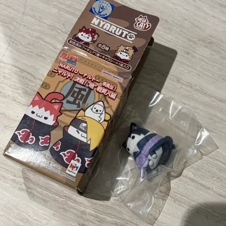 [BUNJANG] Naruto Mega Cat Nyaruto Uchiha Sasuke Sealed Figure / 나루토 메가캣 냐루토 우치하 사스케 미개봉