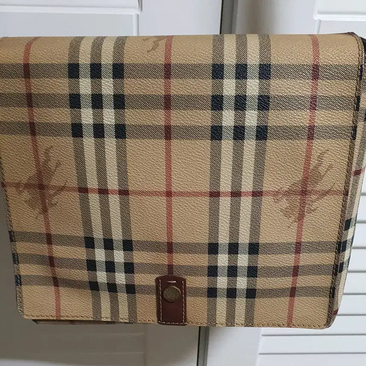 [BUNJANG] Burberry Check Shoulder Bag / 버버리 빈티지 체크 숄더백