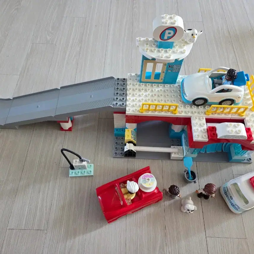 [BUNJANG] Lego Duplo 10948 Car Wash and Parking Garage / 레고듀플로 10948 세차장과주차장