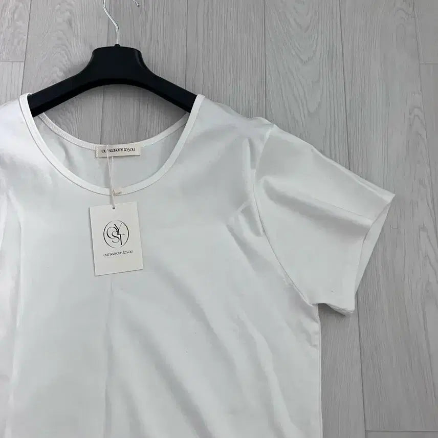 [SOLD OUT] 바이정화 제작 여자 반팔티