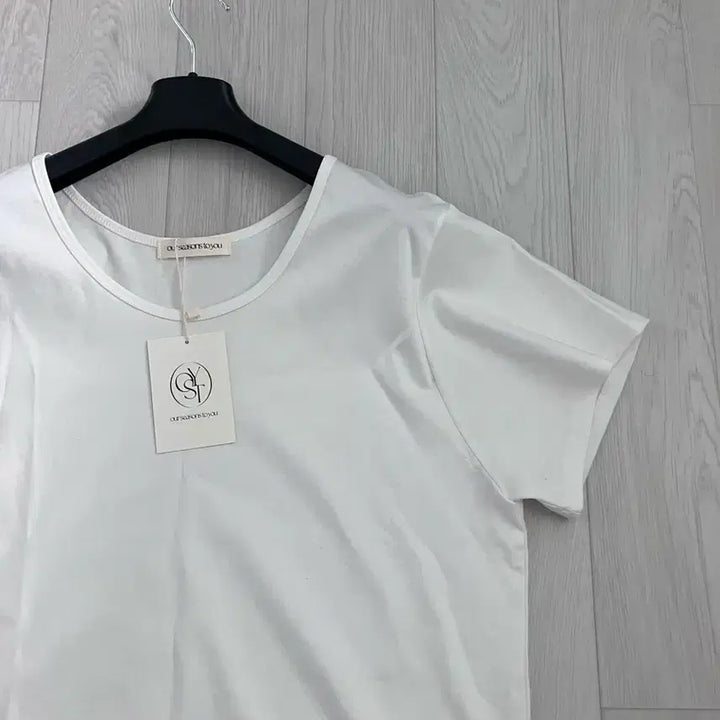 [SOLD OUT] 바이정화 제작 여자 반팔티