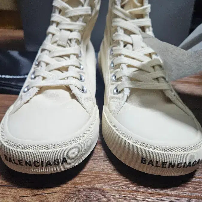 [BUNJANG] Balenciaga Canvas High-Top Sneakers Ivory / 발렌시아가 캔버스 하이탑 스니커즈 아이보리 정품 신품 풀박스