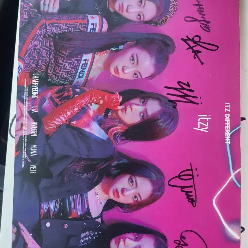 [SOLD OUT] 아이브 잇지 친필싸인 앨범